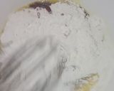 A picture of step 4 of Honey pancake.