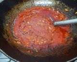 A picture of step 2 of Pasta in arrabiata sauce.