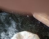 A picture of step 5 of Aloo paratha.