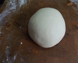 Foto del paso 1 de la receta: Pizza casera de jamón y queso con huevos