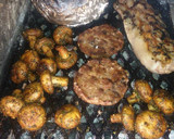 Foto del paso 4 de la receta: Hamburguesas caseras con cheddar, panceta y cebolla caramelizada