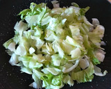 Foto del paso 1 de la receta: Ensalada de arroz y cosas