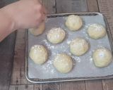 Foto del paso 5 de la receta: Bollos preñaos o choripanes en 30 minutos