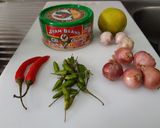รูปขั้นตอนการทำที่ 2 ของ ยำ Chili Tuna #อาหารไทยง่ายๆ