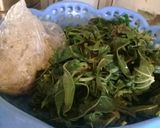 Foto langkah ke 1 dari resep Urap sayur rebon.