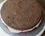A picture of step 4 of Chocolate theme cake.