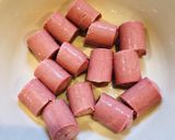 A picture of step 2 of Vienna Sausage Breakfast 🍳.
