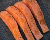 A picture of step 6 of Sweet and Spicy Pan-Fried Salmon.