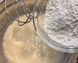 A picture of step 8 of Fluffy Cake with Apple, Yogurt, and Vanilla.
