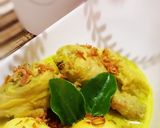 Foto langkah ke 4 dari resep Opor Ayam Telur Bumbu Kuning 👍.