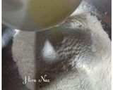 A picture of step 3 of Jau Gok Peanut Puff Dumpling.