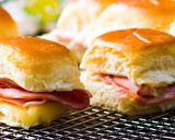 Foto del paso 6 de la receta: Panes "sliders" de batata
