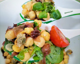 Foto del paso 7 de la receta: Ensalada de garbanzos con berberechos y alga dulse