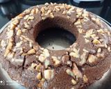 A picture of step 9 of Chocolate walnut whey protein cake.