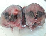 Foto langkah ke 2 dari resep Cakalang Bakar Sambal Matah.