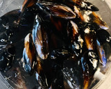 Foto del paso 1 de la receta: Mejillones al vapor (MCC)