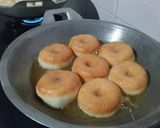 Foto langkah ke 10 dari resep Donut Lembut.