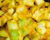 Foto langkah ke 1 dari resep Labu Air Kuah Kuning dengan Lontong.