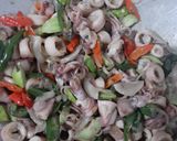 Foto langkah ke 3 dari resep Oseng cumi pete cabe Ijo (oscupejo).