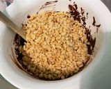 Une image de l'étape 9 de Fondants au chocolat, rice krispies, abricots et pistaches.