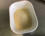 Une image de l'étape 4 de Semoule fine à l'orange et fruits secs.