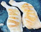 Une image de l'étape 1 de Cuisses de poulet à la provençale.