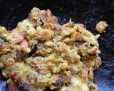 A picture of step 4 of Kathal bichi Chingri Bharta / Jackfruit seed Shrimp mash.