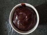 Cup cake coklat (6 bhn tanpa pengembang)