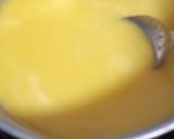 Foto langkah ke 2 dari resep Puding pisang roti tawar panggang.
