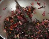 A picture of step 4 of Red cheera thoran.