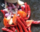Foto langkah ke 2 dari resep Balado Teri Tempe.