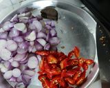 Foto langkah ke 1 dari resep Tumisan Bawang. Enak banget.