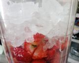 Foto langkah ke 2 dari resep 16.0 Sorbet Strawberry.