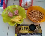 Foto langkah ke 2 dari resep Coklat kacang simpel.