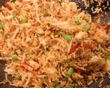 Foto langkah ke 4 dari resep Nasi Goreng Bumbu Iris Sederhana (simple).