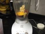Foto del paso 1 de la receta Licuado de frutilla, banana y mango