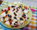 Foto del paso 3 de la receta: Arroz con pollo, huevo duro, tomate, melón y piña