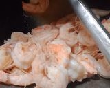 Foto langkah ke 2 dari resep SOP udang +baso simple (bahan tabur).