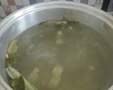 Foto langkah ke 1 dari resep Ikan Patin Kuah Asam Khas Manado.
