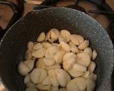 A picture of step 3 of Bagna cauda.
