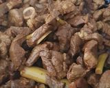 A picture of step 6 of Lamb Chops in Soy Sauce.