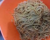 Foto langkah ke 2 dari resep Mie goreng kuning.