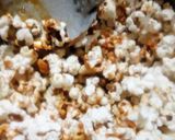 A picture of step 5 of Caramel popcorn.