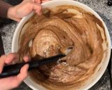 Foto langkah ke 7 dari resep So Moist Chocolate Muffins.