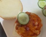 Foto langkah ke 4 dari resep Homemade Beef Burger.