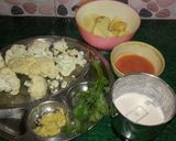 A picture of step 1 of Cauliflower potato curry.