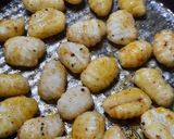 Foto del paso 3 de la receta: Ñoquis con curry tipo chizitos
