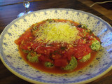 Ñoquis de ricota espinaca nuez y parmesano