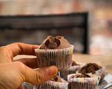 Foto del paso 3 de la receta Magdalenas de chocolate 🍫