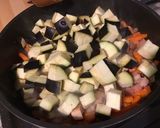 Une image de l'étape 11 de Aubergines, carottes et ciboules au lard et curry.